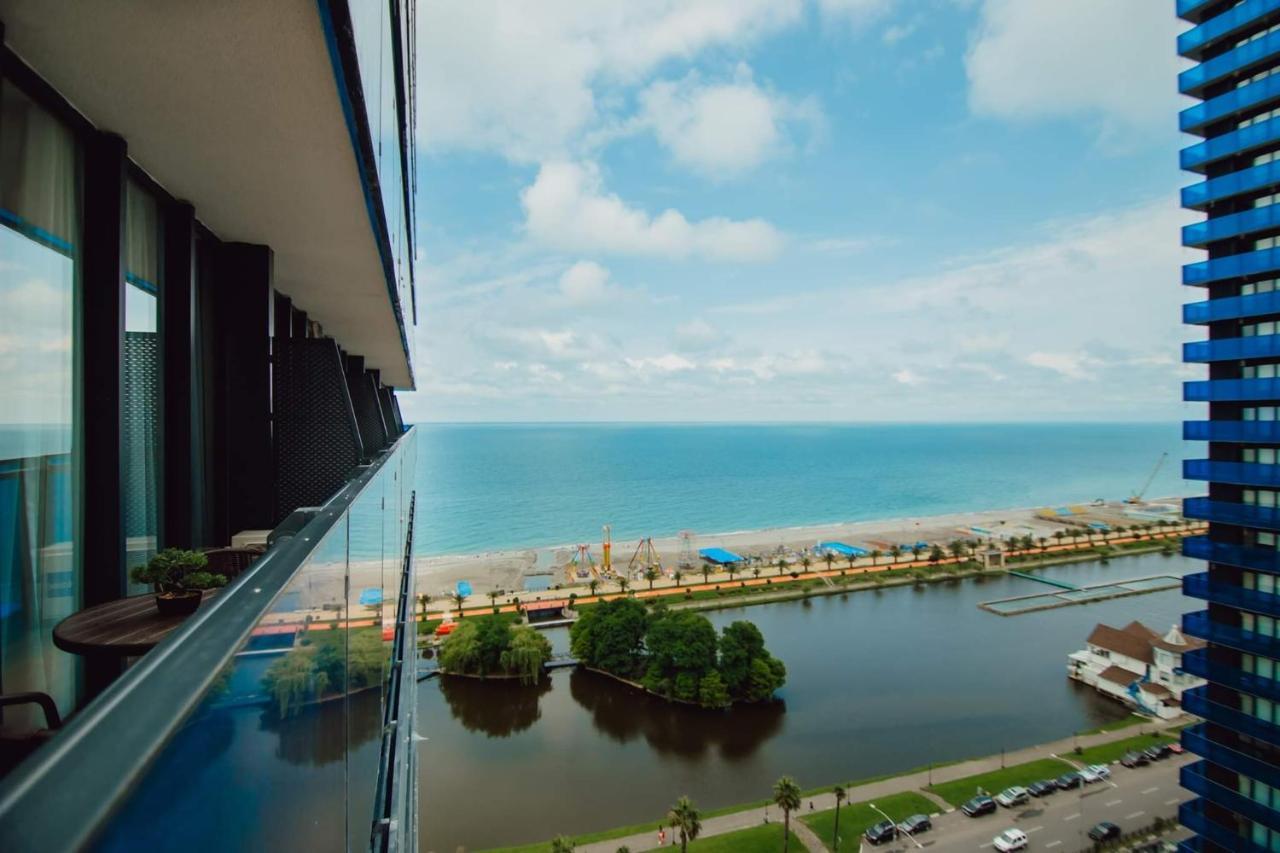 Nuage - 1St Line Sea View Apartments Batumi Exterior photo